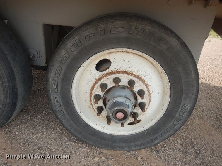 image for item DK8011 2013 Jet  grain trailer