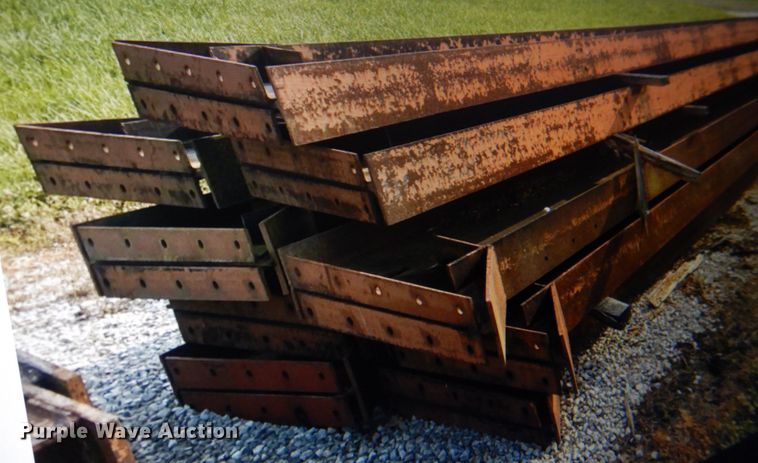 image for item DL0080 40' x 200' x 20' building frame