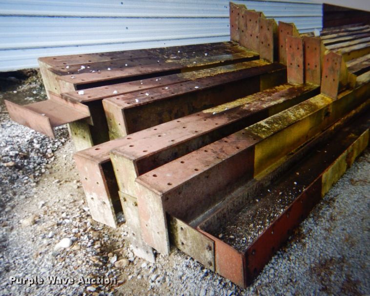 image for item DL0080 40' x 200' x 20' building frame