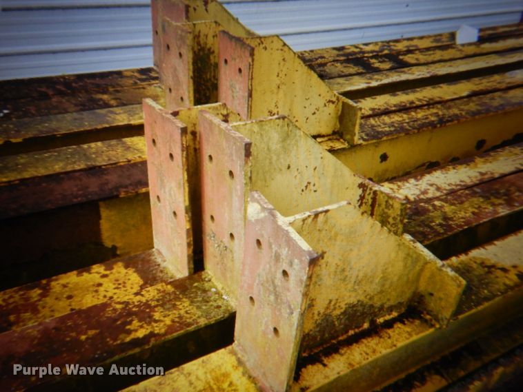 image for item DL0080 40' x 200' x 20' building frame