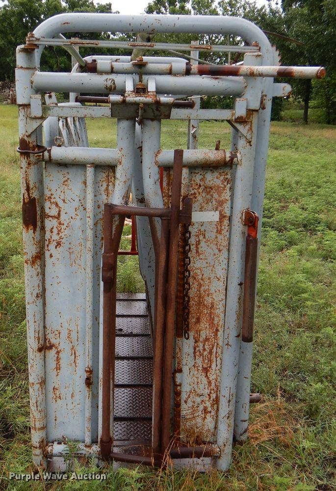 image for item DL3239 Filion  squeeze chute