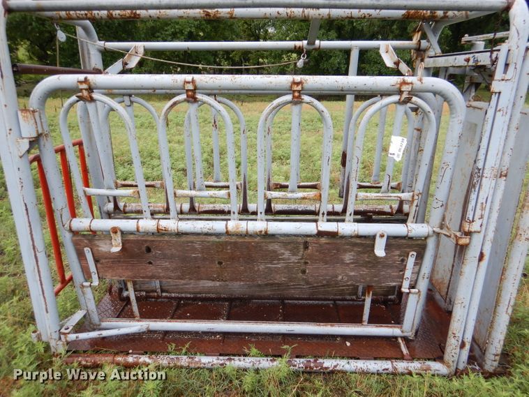 image for item DL3239 Filion  squeeze chute