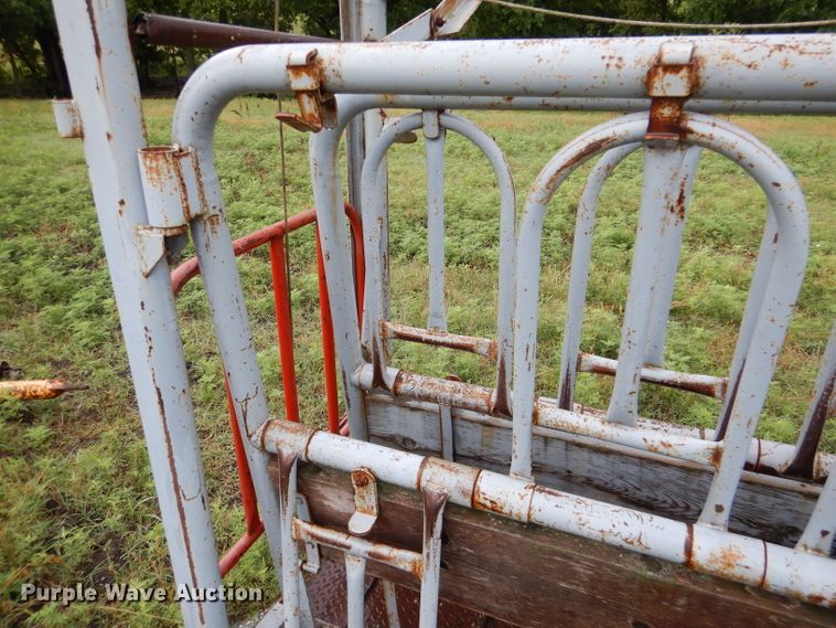 image for item DL3239 Filion  squeeze chute