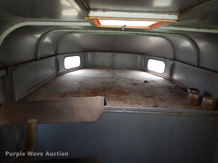 image for item DL3327 2004 Chaparral  livestock trailer