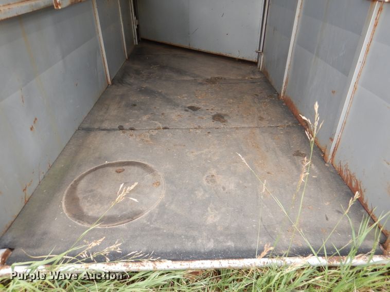 image for item DL3327 2004 Chaparral  livestock trailer