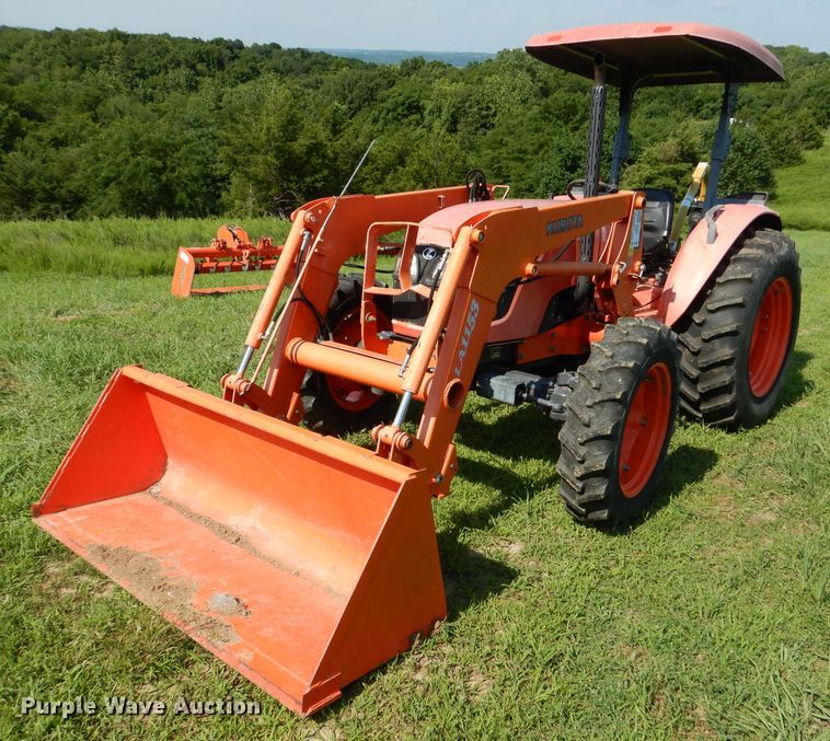 image for item DL3331 Kubota M7040  MFWD tractor