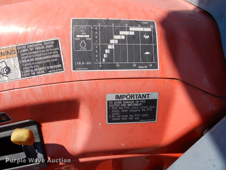 image for item DL3331 Kubota M7040  MFWD tractor