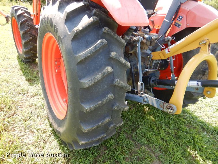 image for item DL3331 Kubota M7040  MFWD tractor