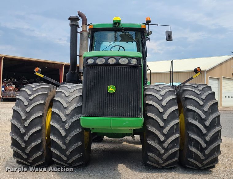 image for item DM8744 2002 John Deere 9320  4WD tractor