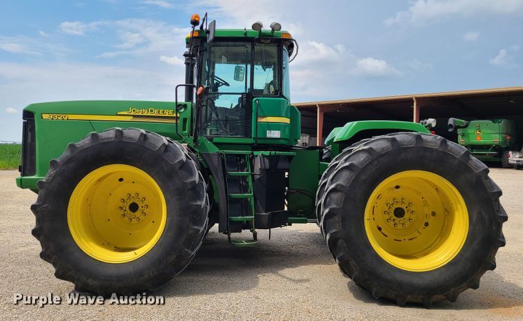 image for item DM8744 2002 John Deere 9320  4WD tractor