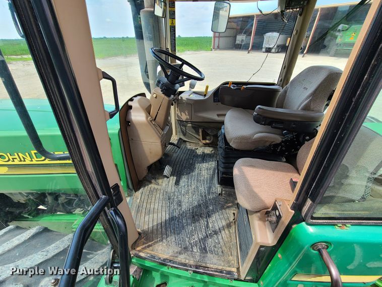 image for item DM8744 2002 John Deere 9320  4WD tractor