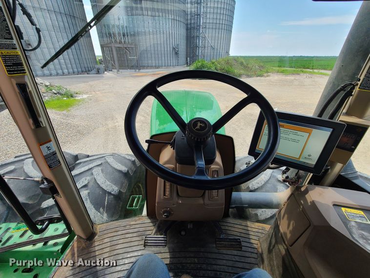 image for item DM8744 2002 John Deere 9320  4WD tractor