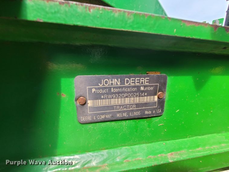 image for item DM8744 2002 John Deere 9320  4WD tractor