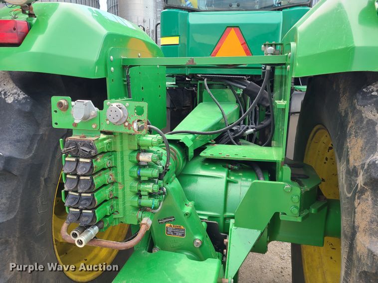 image for item DM8744 2002 John Deere 9320  4WD tractor