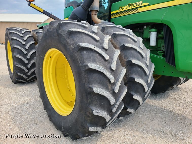 image for item DM8744 2002 John Deere 9320  4WD tractor