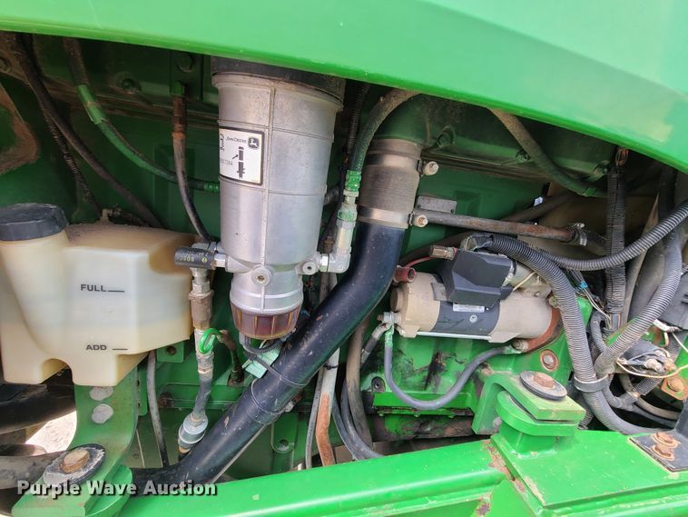 image for item DM8744 2002 John Deere 9320  4WD tractor