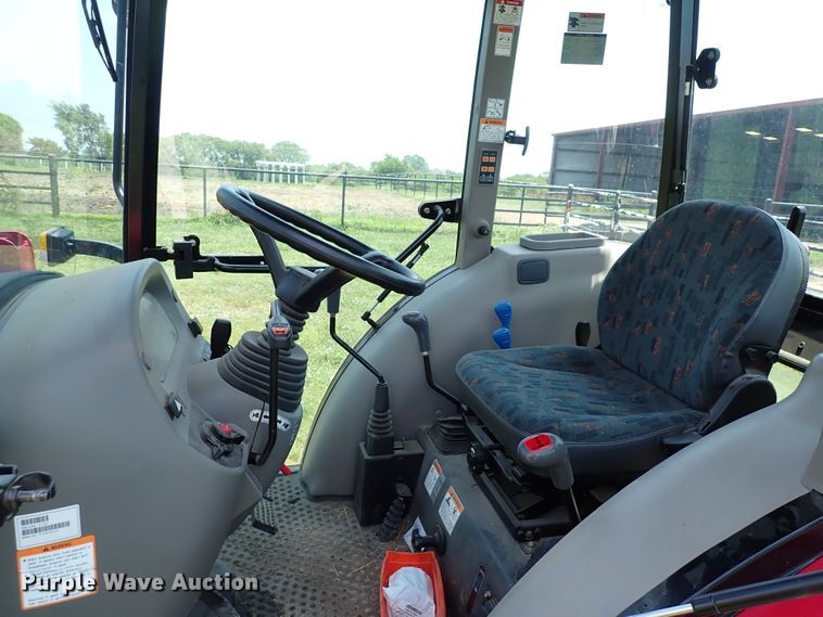 image for item DN1754 2012 Mahindra 6110ST  MFWD tractor