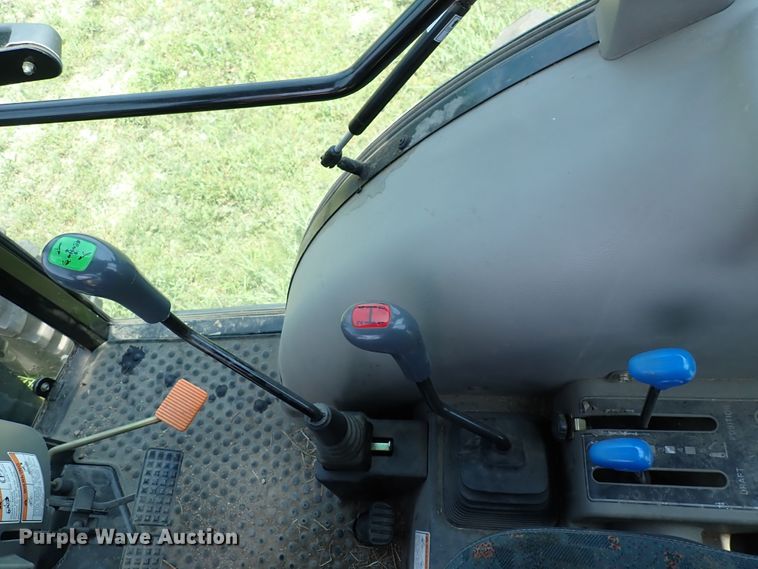 image for item DN1754 2012 Mahindra 6110ST  MFWD tractor