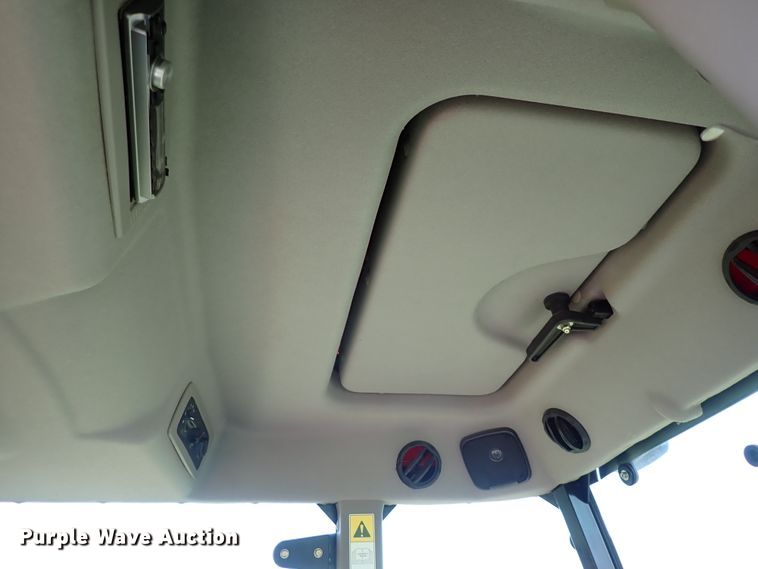 image for item DN1754 2012 Mahindra 6110ST  MFWD tractor