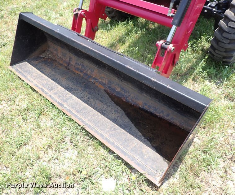 image for item DN1754 2012 Mahindra 6110ST  MFWD tractor