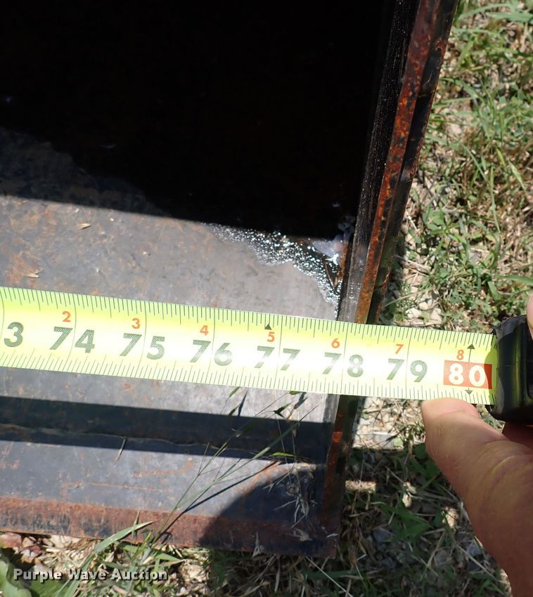 image for item DN1754 2012 Mahindra 6110ST  MFWD tractor