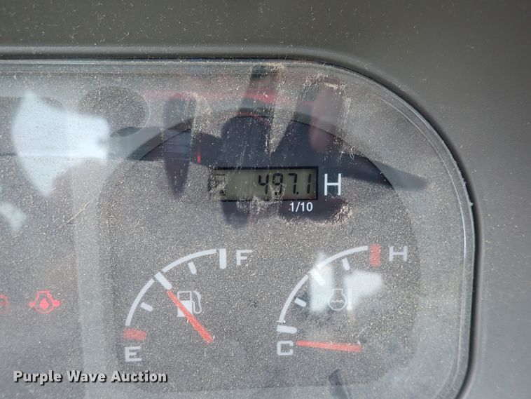 image for item DN1754 2012 Mahindra 6110ST  MFWD tractor