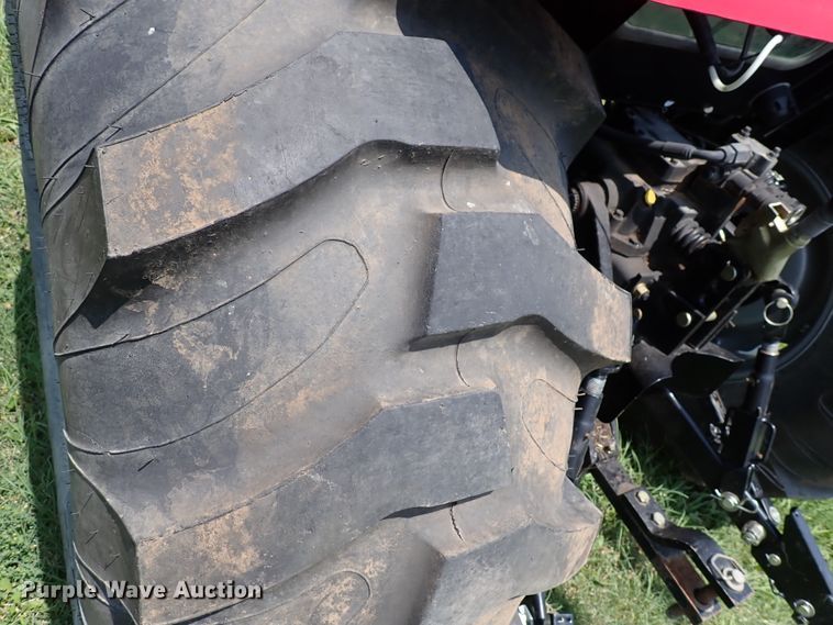 image for item DN1754 2012 Mahindra 6110ST  MFWD tractor