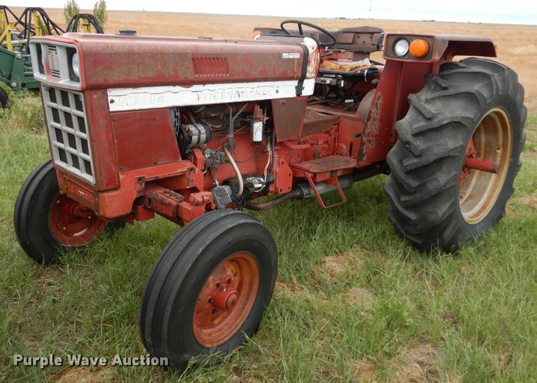 image for item HI9154 International Hydro 84  tractor
