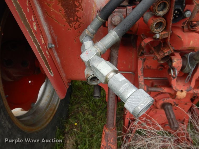 image for item HI9154 International Hydro 84  tractor