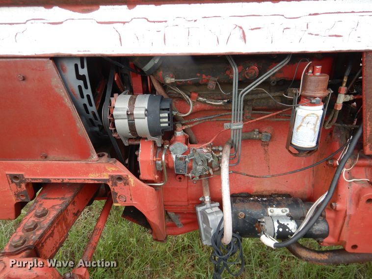 image for item HI9154 International Hydro 84  tractor