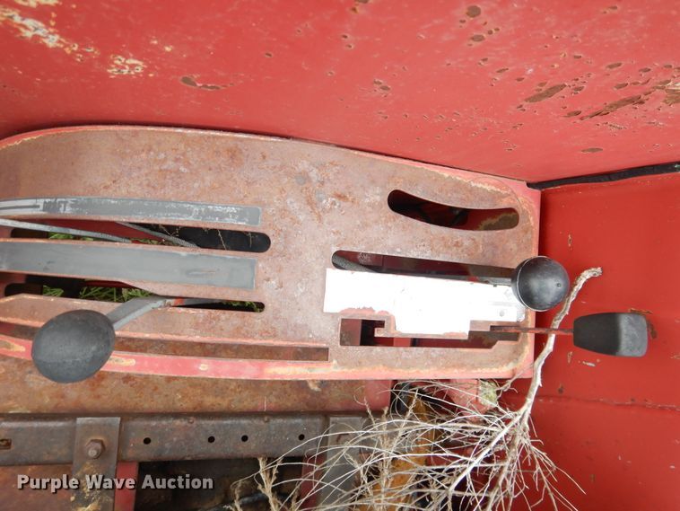 image for item HI9154 International Hydro 84  tractor