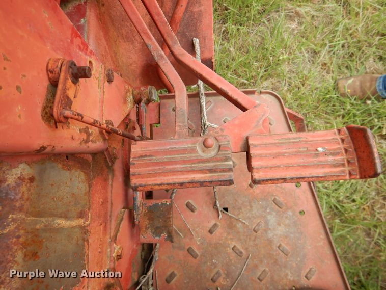 image for item HI9154 International Hydro 84  tractor