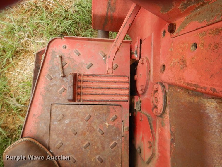 image for item HI9154 International Hydro 84  tractor