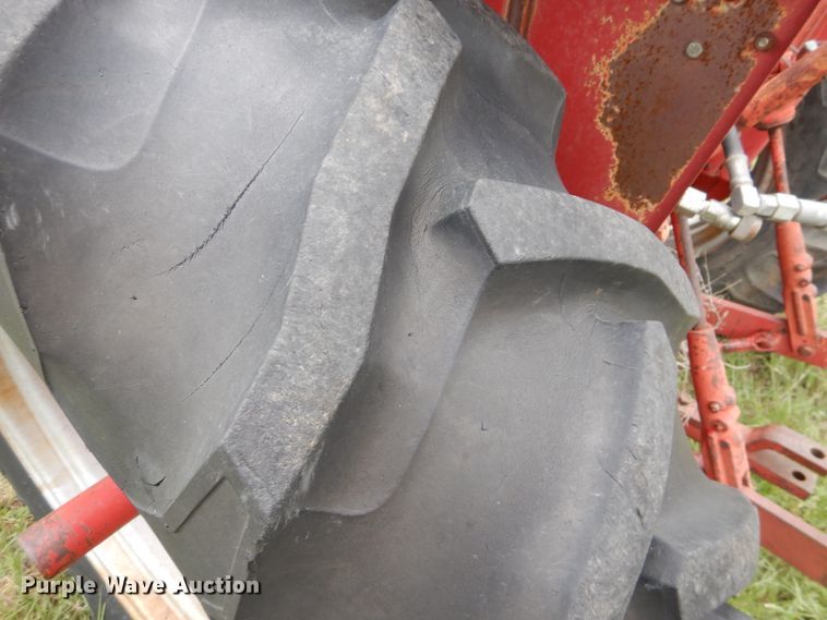 image for item HI9154 International Hydro 84  tractor