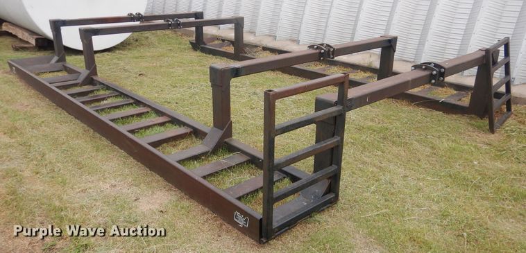 image for item HI9217 Sprayer trailer cradle