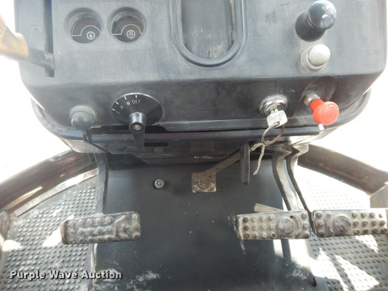 image for item HP9563 1976 John Deere 4430  tractor