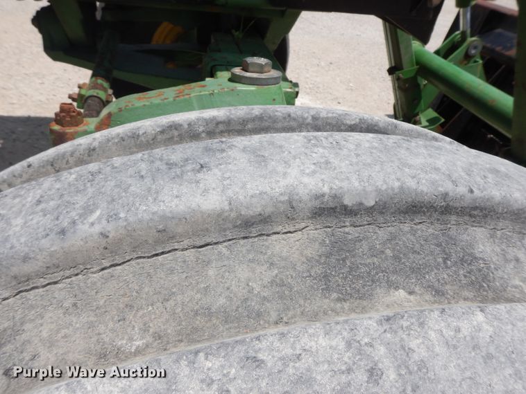 image for item HP9563 1976 John Deere 4430  tractor