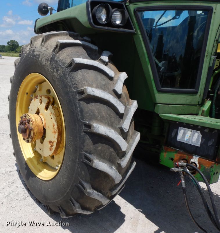 image for item HP9563 1976 John Deere 4430  tractor