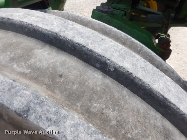 image for item HP9563 1976 John Deere 4430  tractor