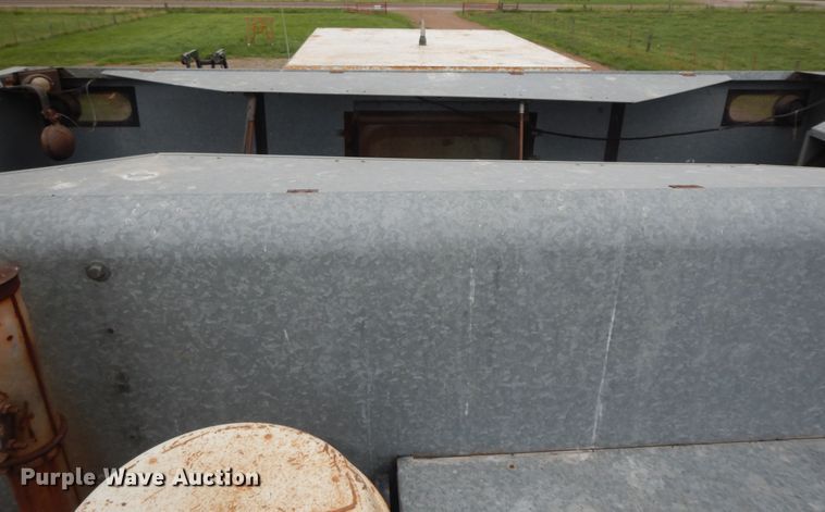 image for item HP9638 1980 Gleaner L2  combine