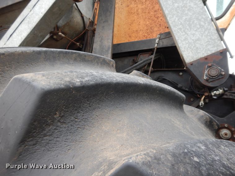 image for item HP9638 1980 Gleaner L2  combine