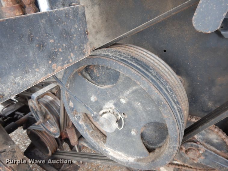 image for item HP9638 1980 Gleaner L2  combine