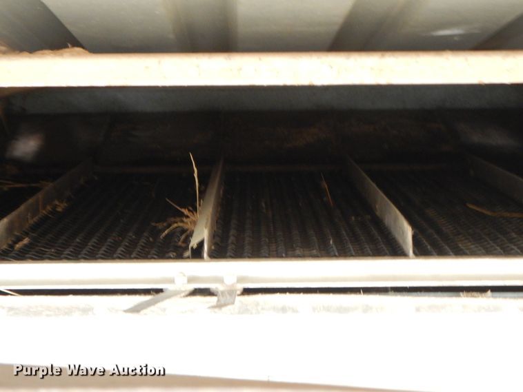 image for item HP9638 1980 Gleaner L2  combine