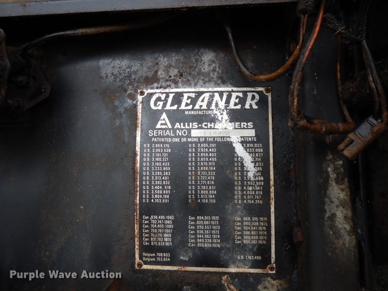image for item HP9638 1980 Gleaner L2  combine