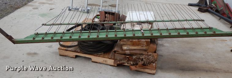 image for item HP9638 1980 Gleaner L2  combine