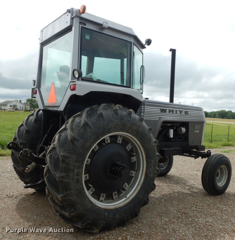 image for item HP9640 1977 White 2-105 Field Boss  tractor