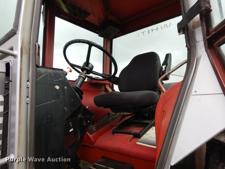 image for item HP9640 1977 White 2-105 Field Boss  tractor