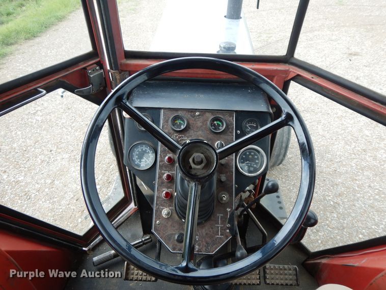 image for item HP9640 1977 White 2-105 Field Boss  tractor