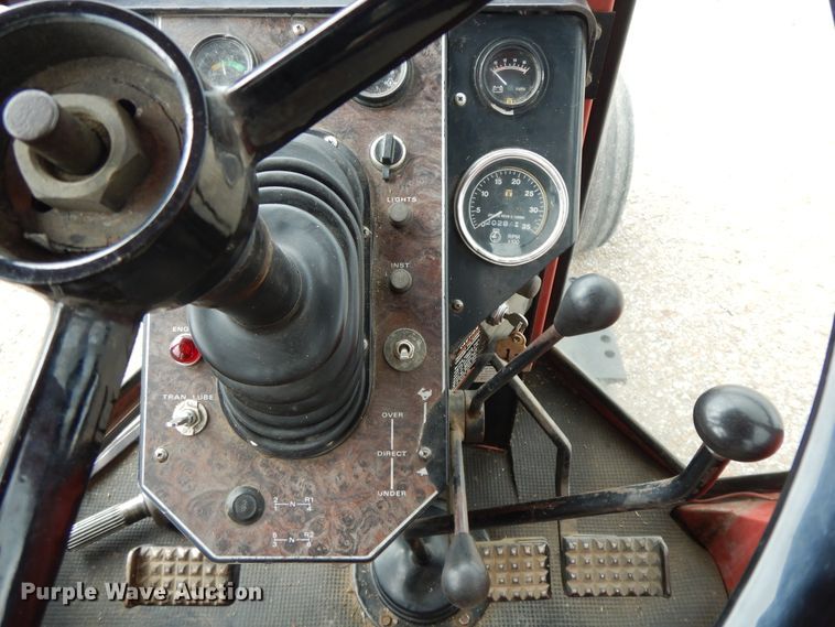 image for item HP9640 1977 White 2-105 Field Boss  tractor