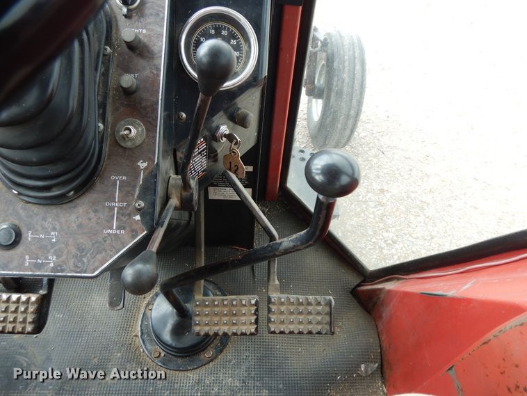 image for item HP9640 1977 White 2-105 Field Boss  tractor